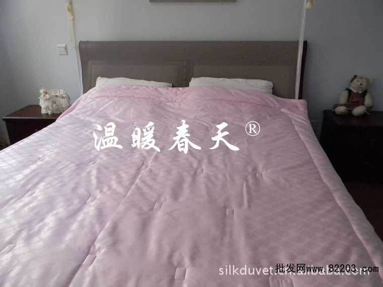 温暖春天柞蚕丝被 春秋蚕地摊丝被 贴身蚕丝被 舒柔蚕丝被