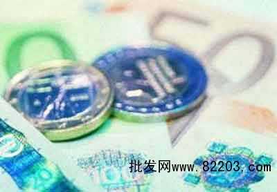 四大地摊创业技巧 让你中国服装网轻松月赚万元