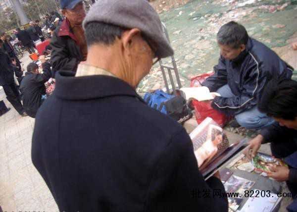 摆地摊卖什么最赚钱